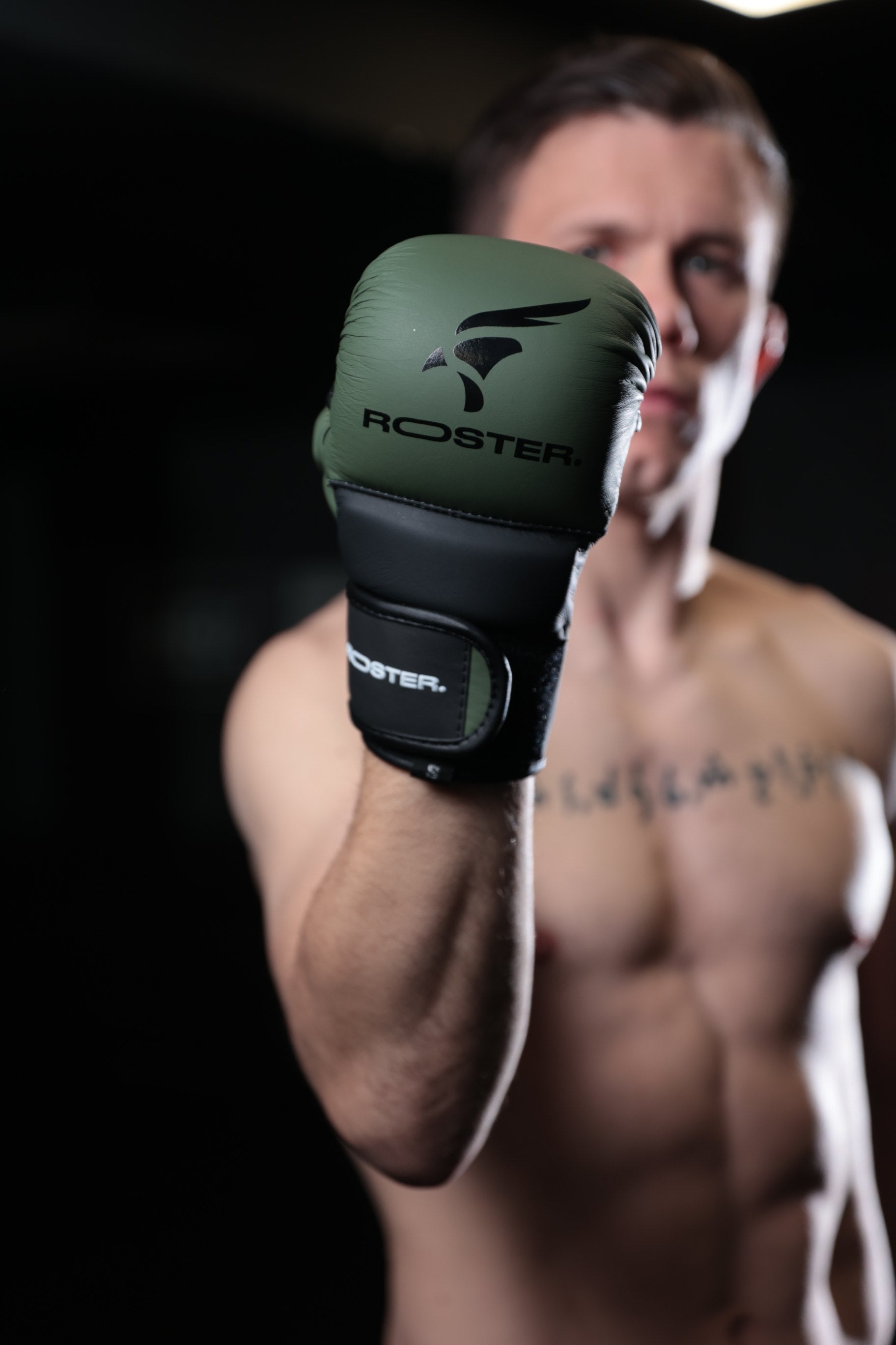ROSTER® - Guantillas MMA 7oz - Verde