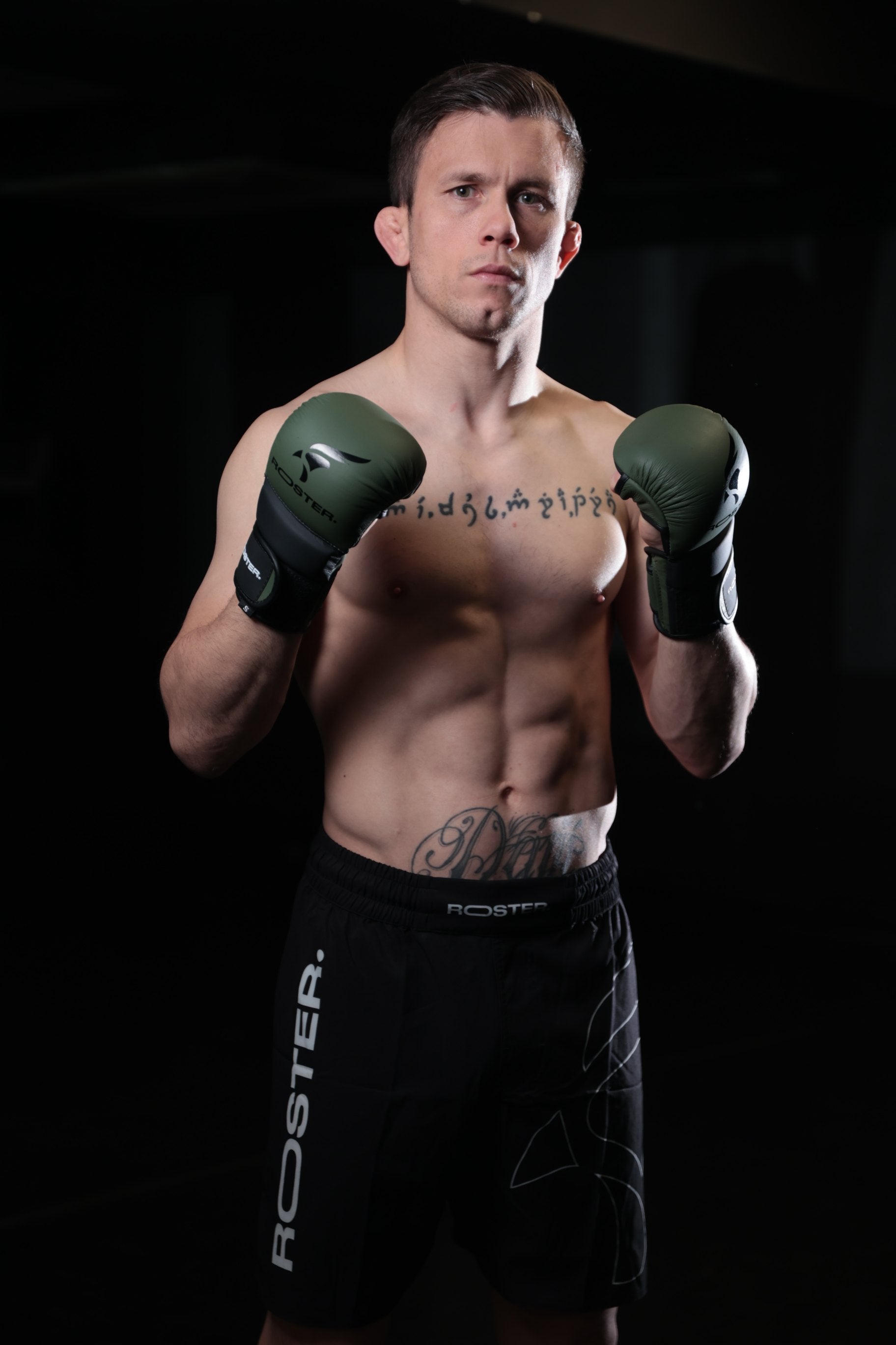 ROSTER® - Guantillas MMA 7oz - Negras